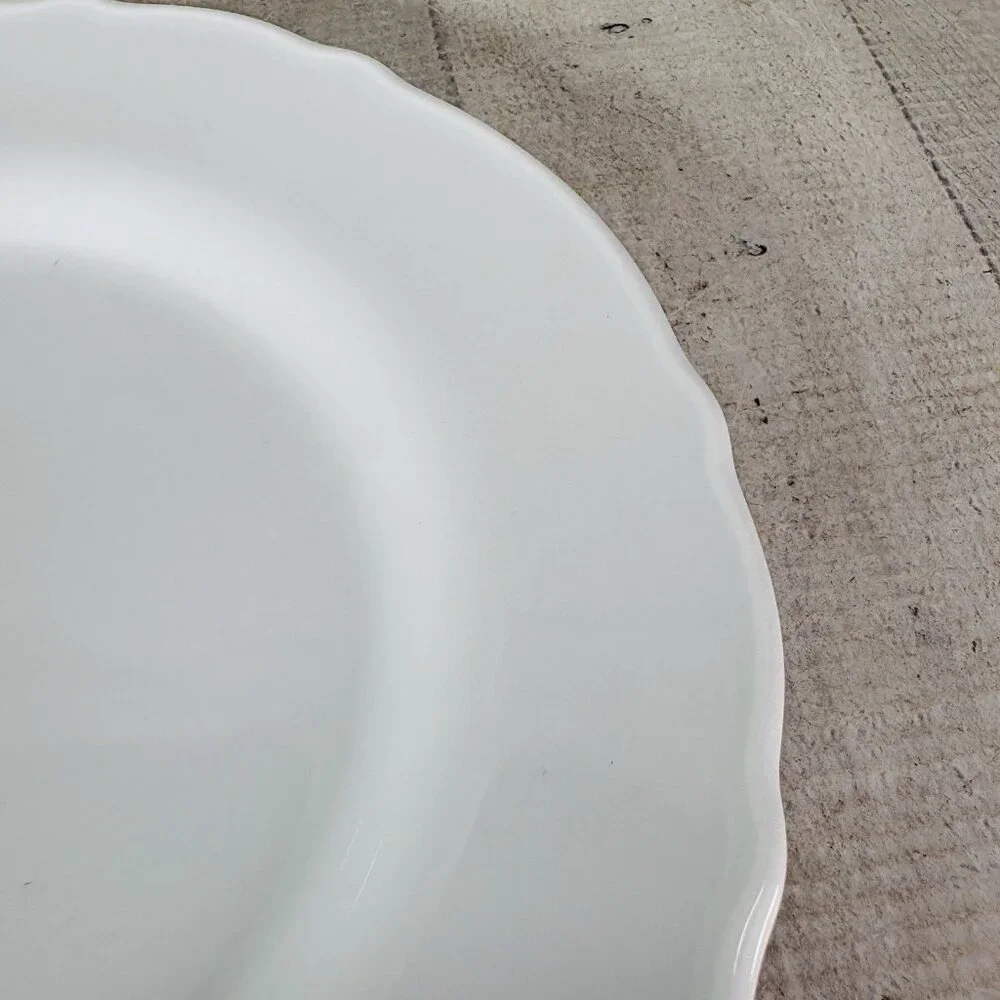 Ikea of Sweden UPPLAGA 21986 White Scalloped Porcelain Lunch Salad Plates Set 2